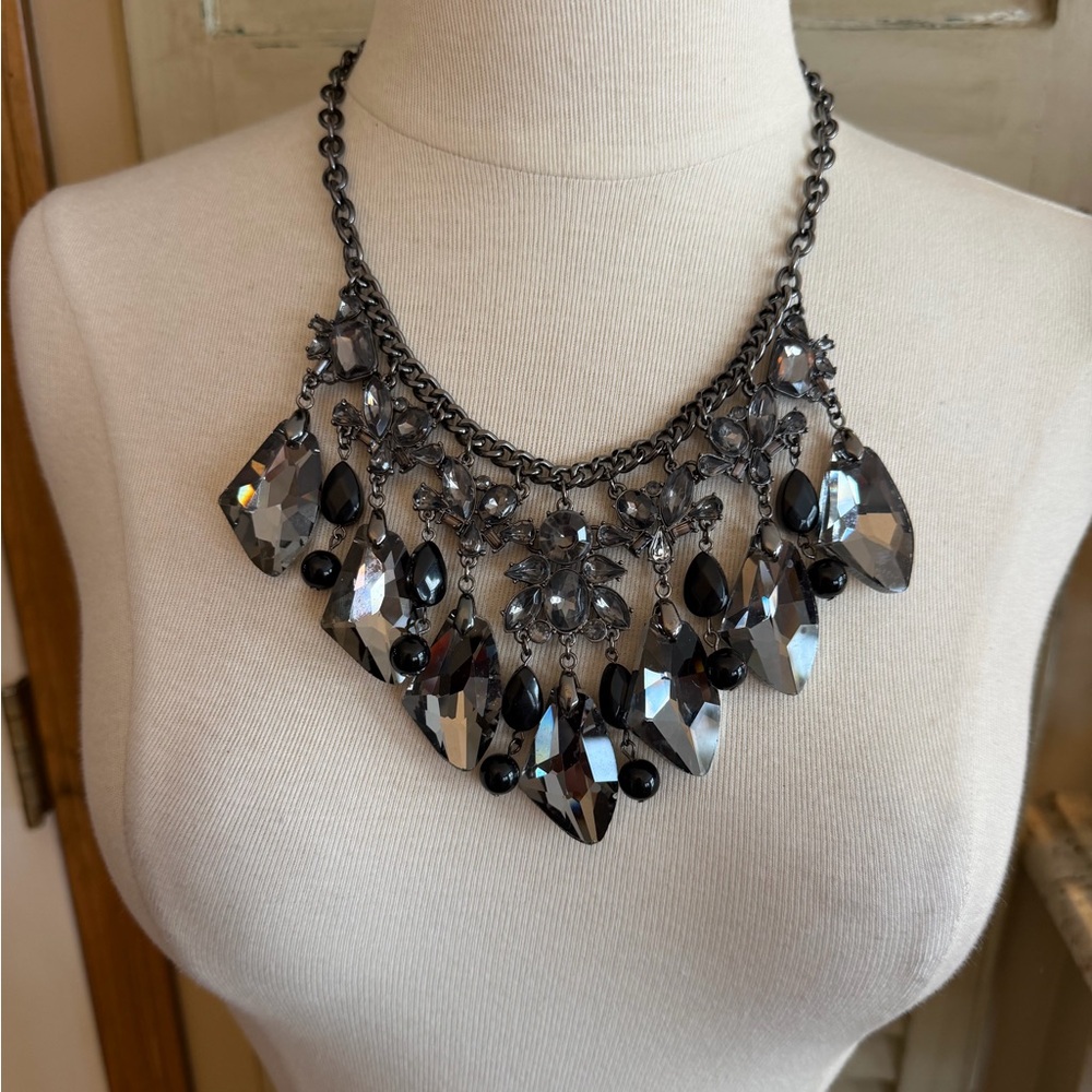 Chic Black and Silver Necklace